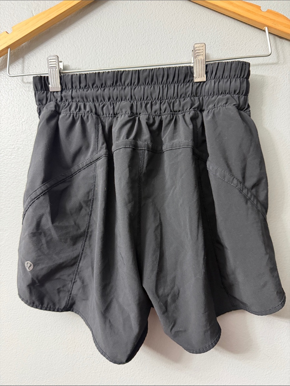 Lululemon Track That MR Short 5” Lined black LW7AQES Women's Size 4